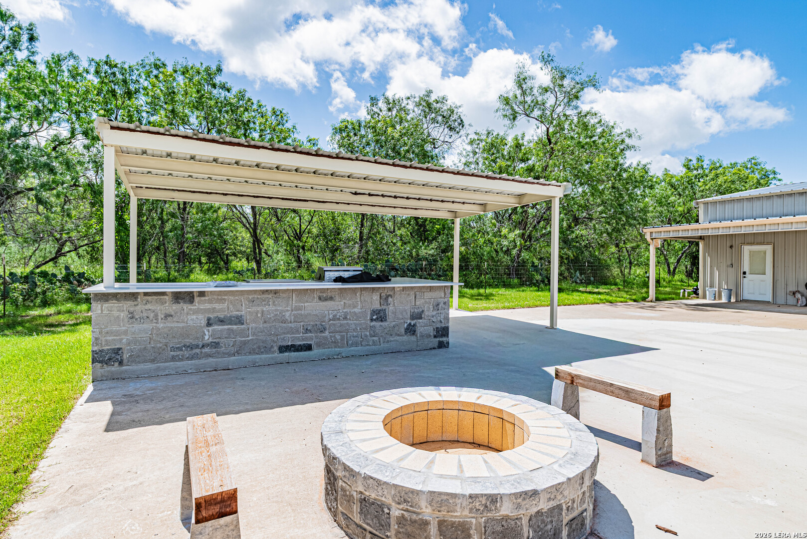 731 County Road 356 Adkins TX 78101
