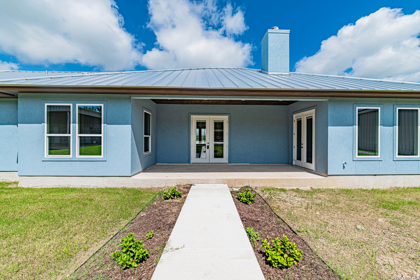 731 County Road 356 Adkins TX 78101