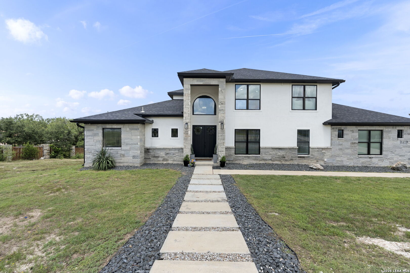 921 County Road 2801 E Mico TX 78056