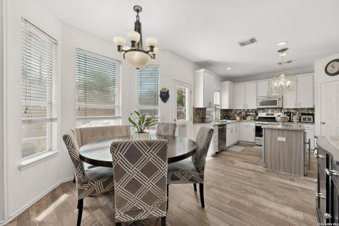 6302 Jade Glen San Antonio TX 78249