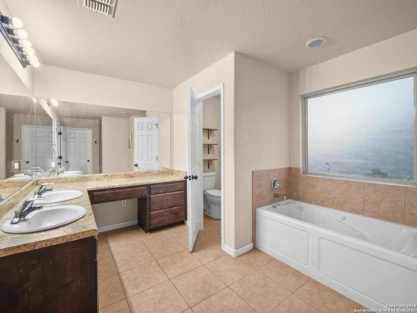312 Edgehill Pleasanton TX 78064