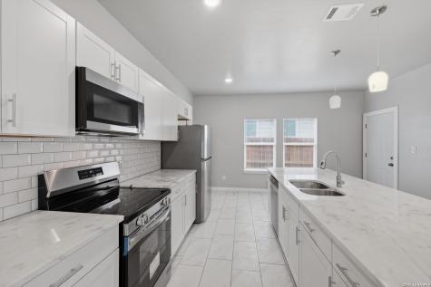 3719 Commercial San Antonio TX 78221