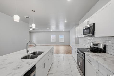 3719 Commercial San Antonio TX 78221