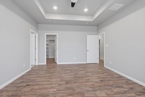 3719 Commercial San Antonio TX 78221