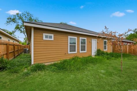 3719 Commercial San Antonio TX 78221