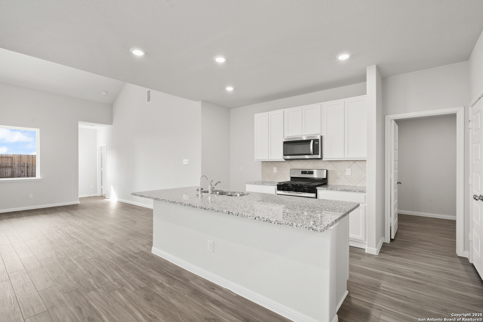 14970 Fischer Garden San Antonio TX 78253
