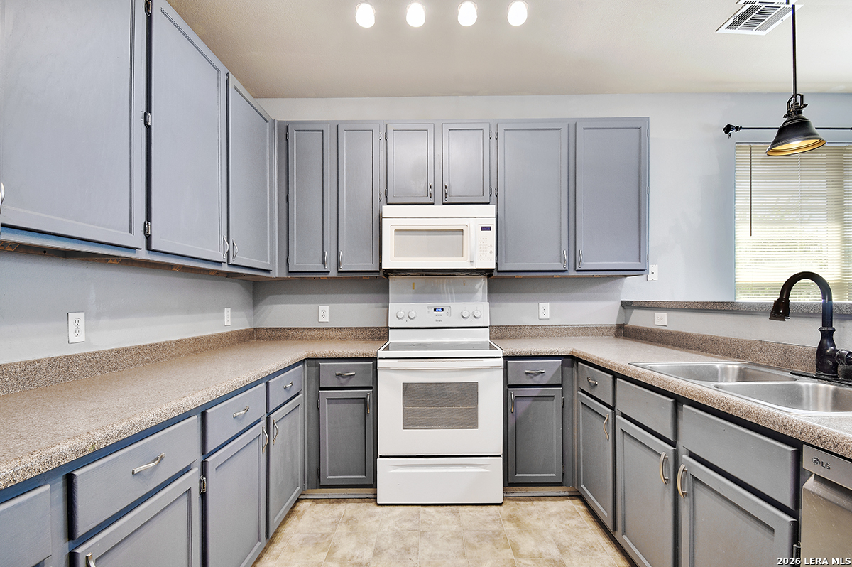 248 Cloud Crossing Cibolo TX 78108