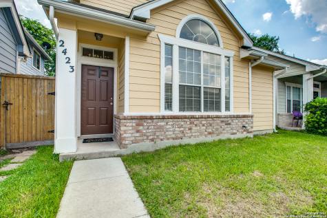 2423 Crown Hollow San Antonio TX 78251