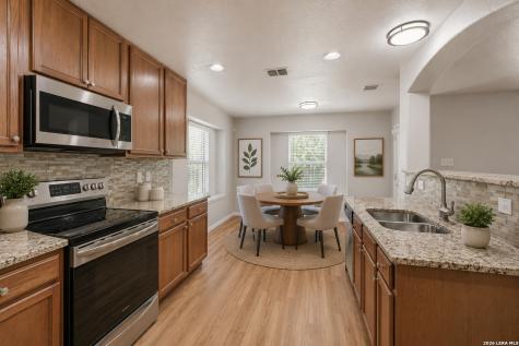 10223 Huisache Field Helotes TX 78023
