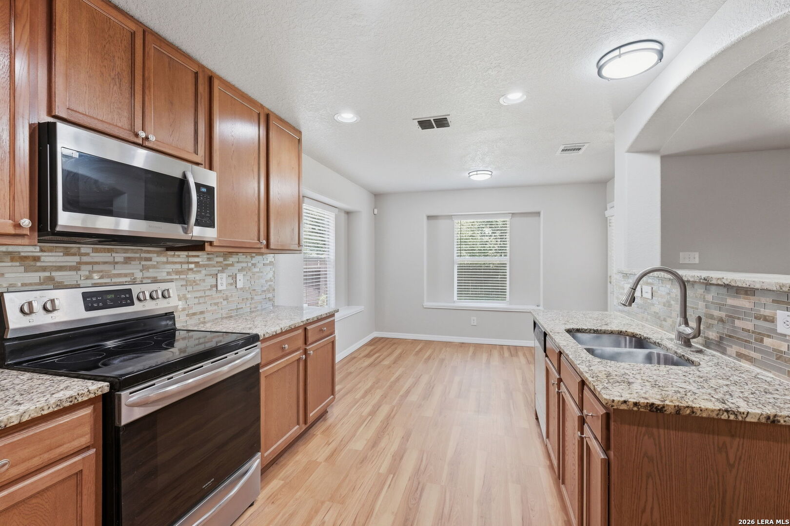 10223 Huisache Field Helotes TX 78023