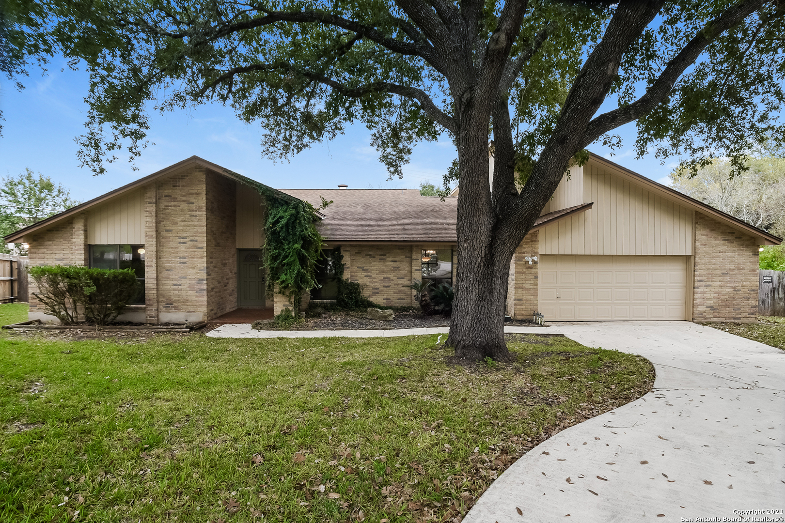 1611 Selkirk Street San Antonio TX 78232