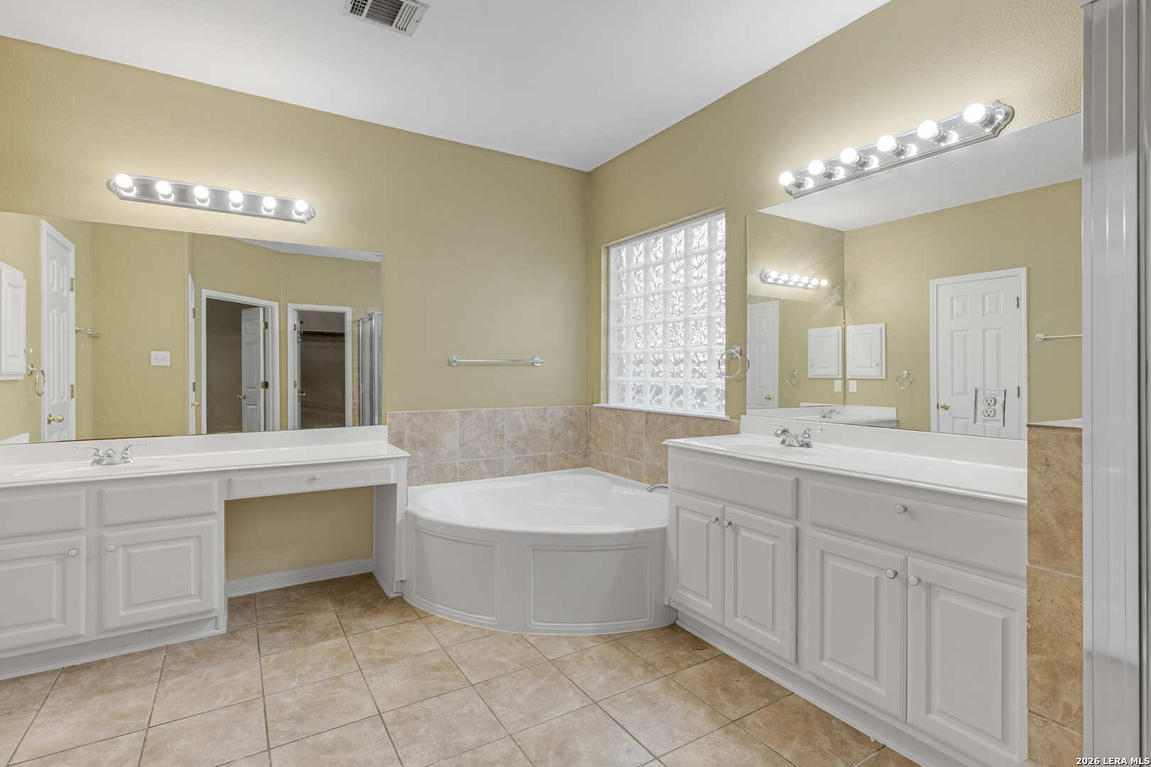 26106 Cuyahoga Circle San Antonio TX 78260