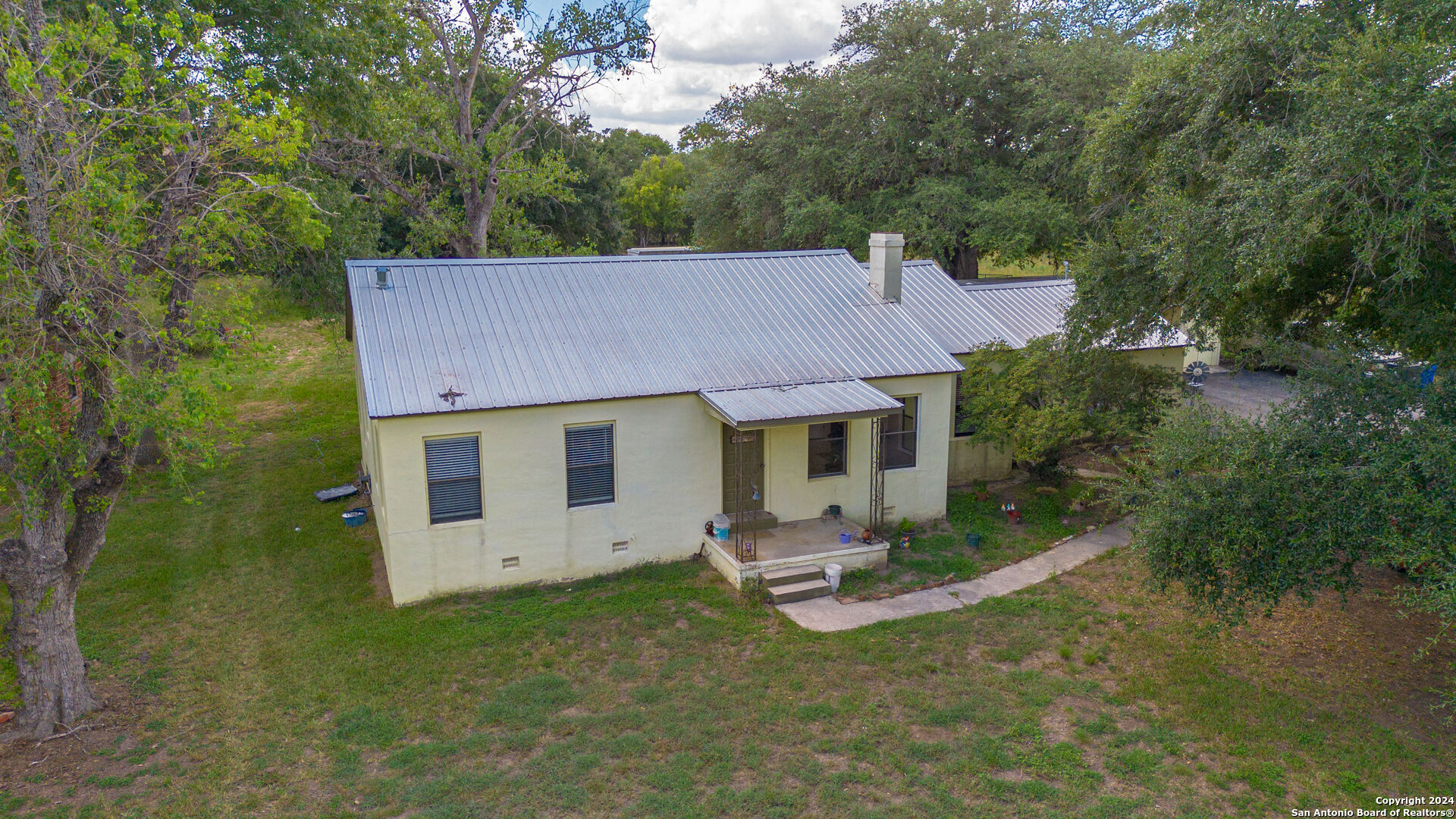 9500 S State Highway 123 Seguin TX 78155
