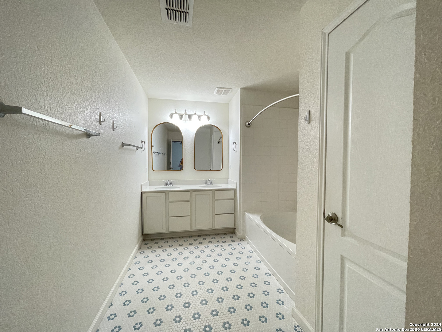 7746 Heavenly Arbor San Antonio TX 78254