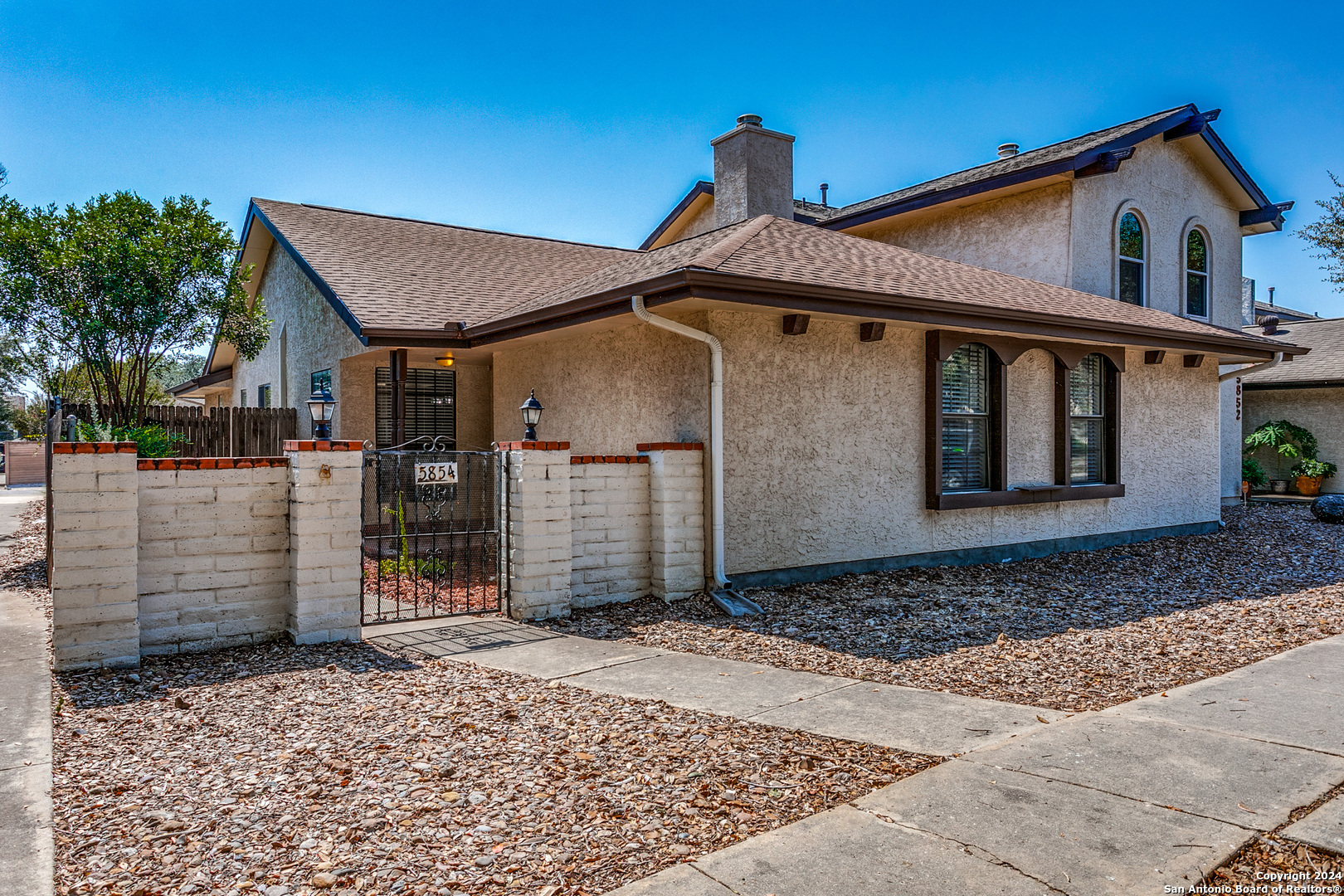 5854 Royal Ridge San Antonio TX 78239