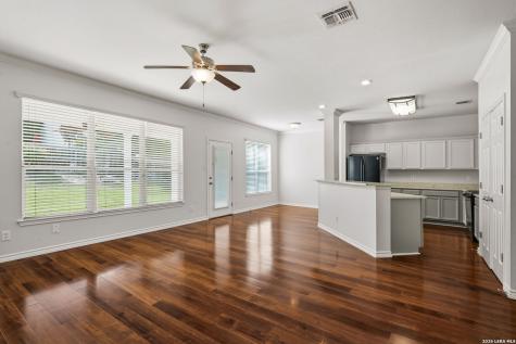11815 Garden Gate San Antonio TX 78213