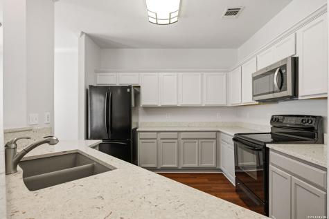 11815 Garden Gate San Antonio TX 78213
