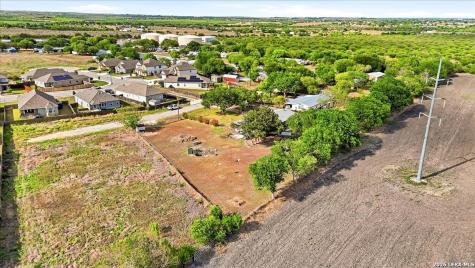 176 Golden Meadow Cibolo TX 78108