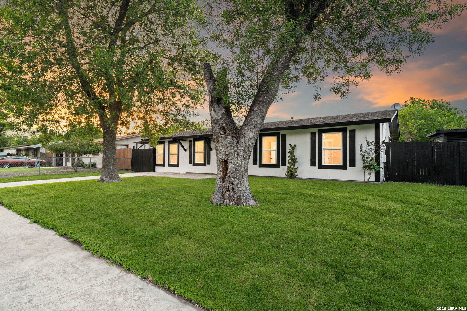 5871 Castle Lake San Antonio TX 78218