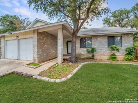 9011 Woburn Street San Antonio TX 78254
