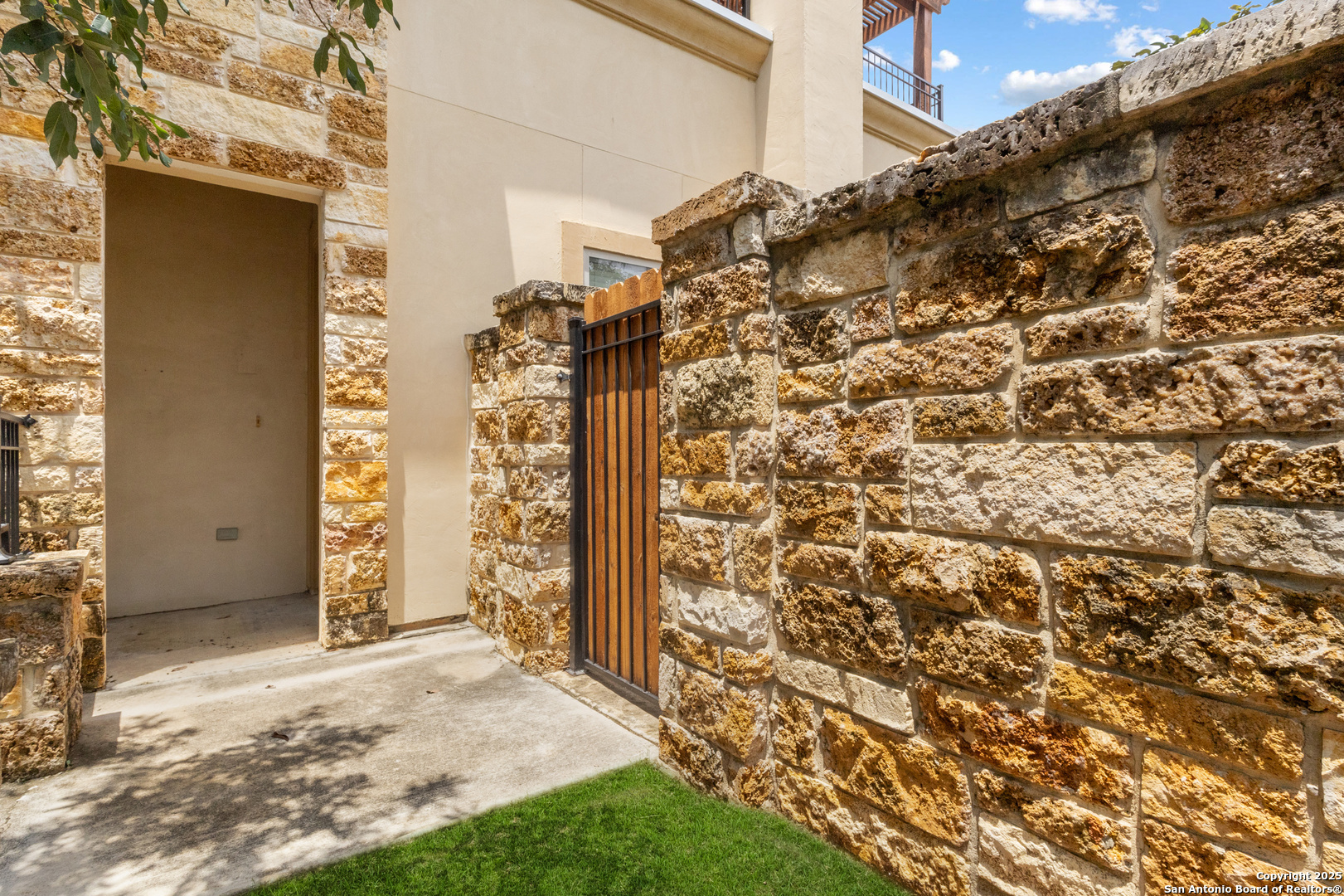 5921 Whitby Road San Antonio TX 78240