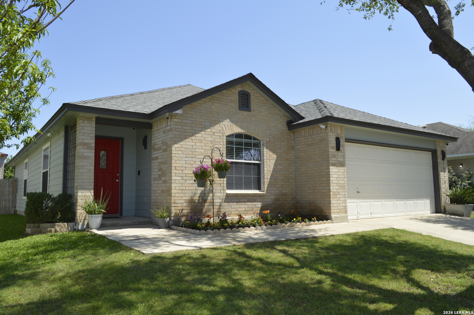 16238 Galloping Oak Knoll Selma TX 78154