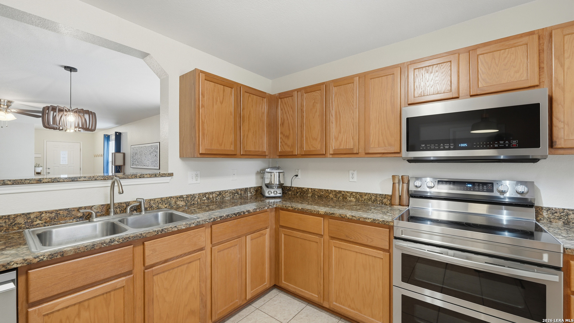 16238 Galloping Oak Knoll Selma TX 78154