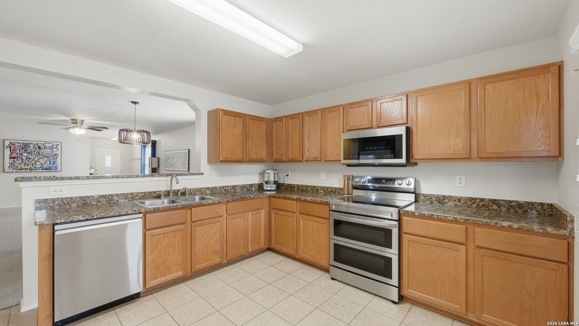 16238 Galloping Oak Knoll Selma TX 78154