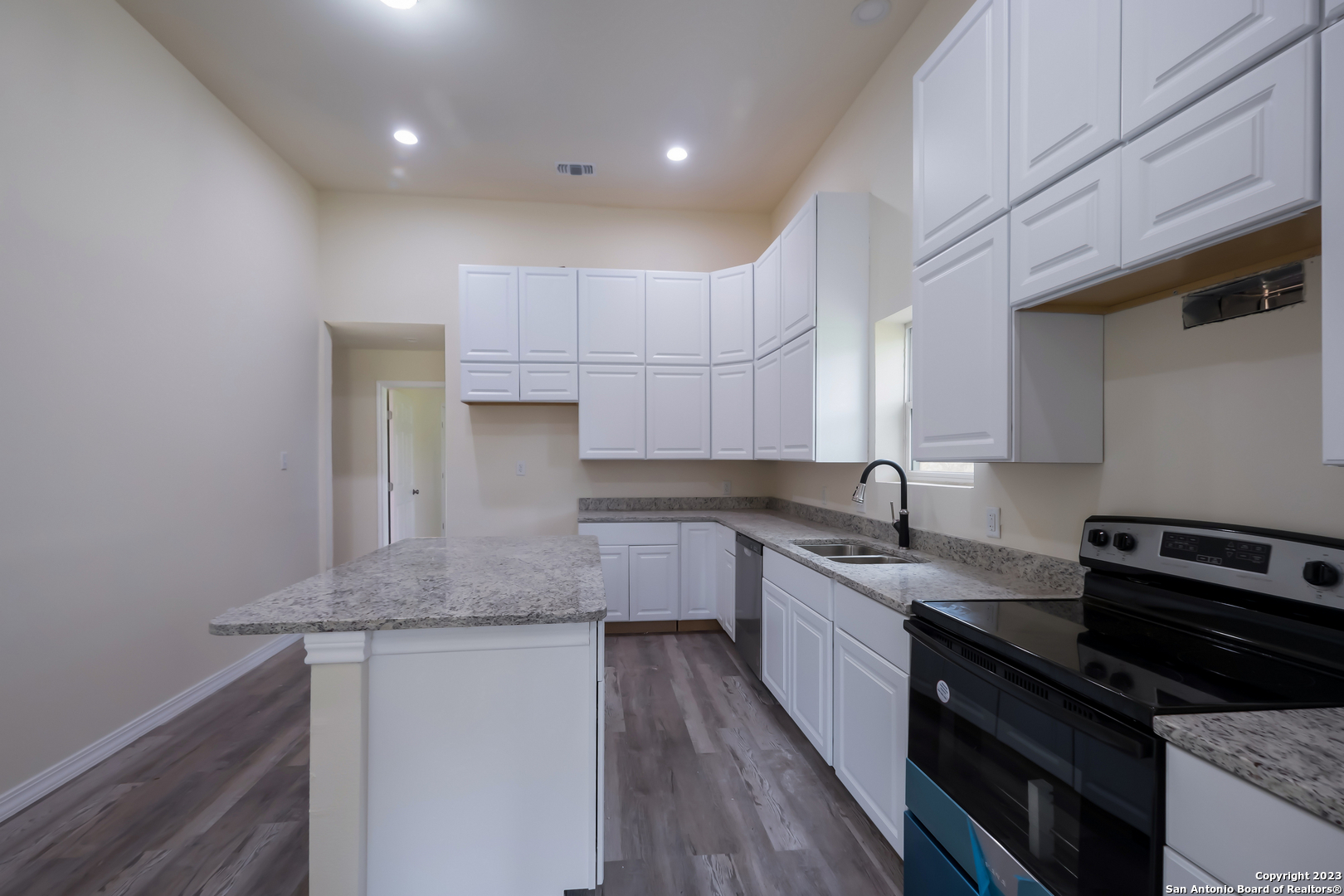 5062 Sutherland Springs Road Seguin TX 78155