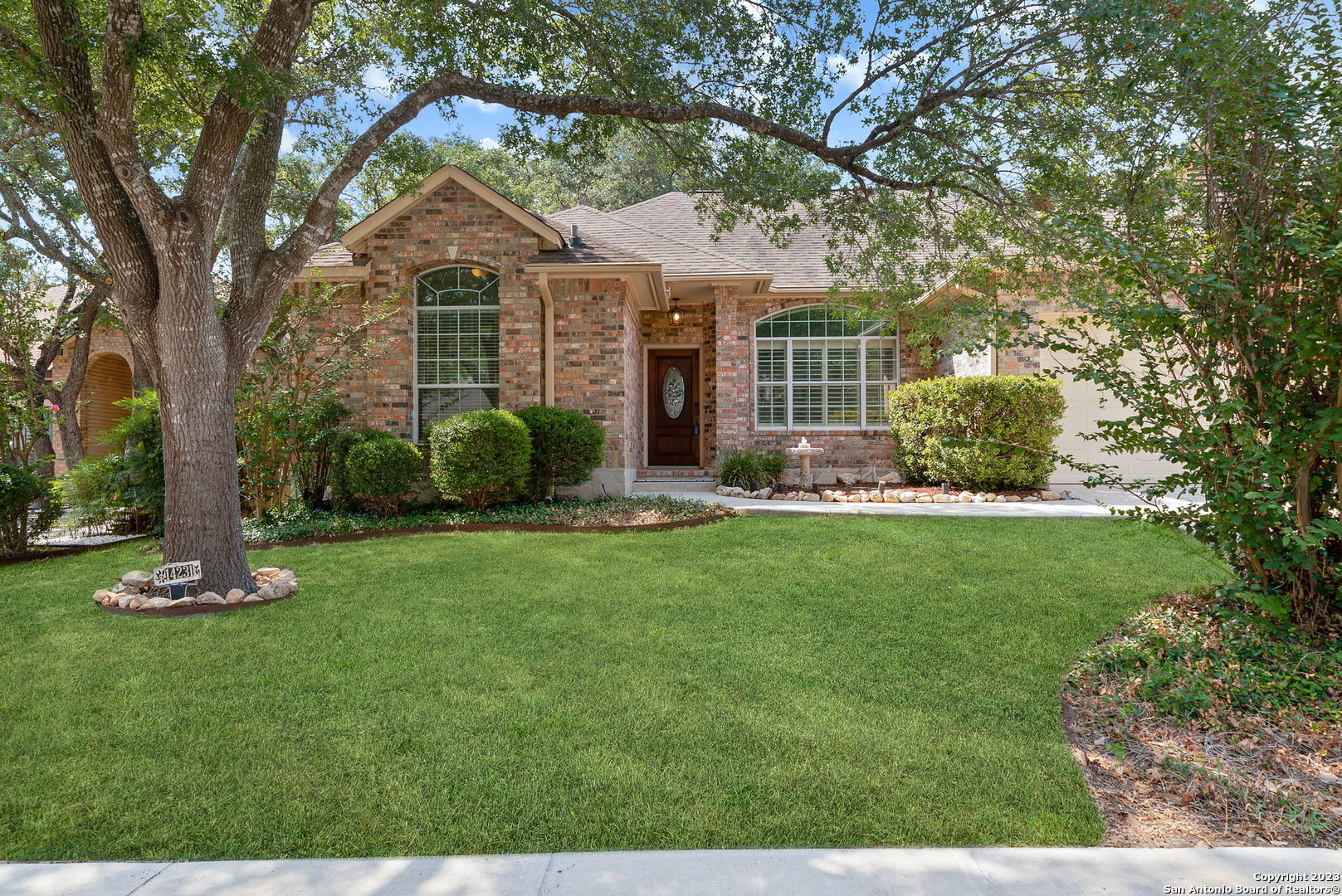 14231 Butlers Bridge San Antonio TX 78232