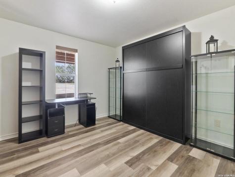 114 Solar Hill Kerrville TX 78028