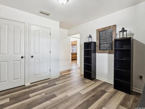 114 Solar Hill Kerrville TX 78028