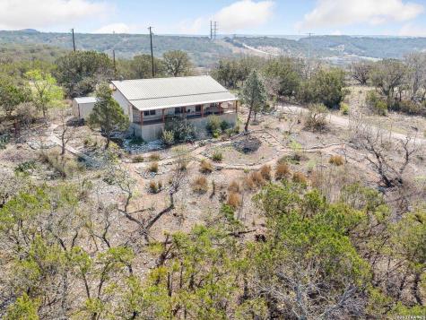 114 Solar Hill Kerrville TX 78028
