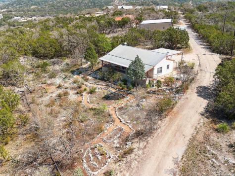 114 Solar Hill Kerrville TX 78028