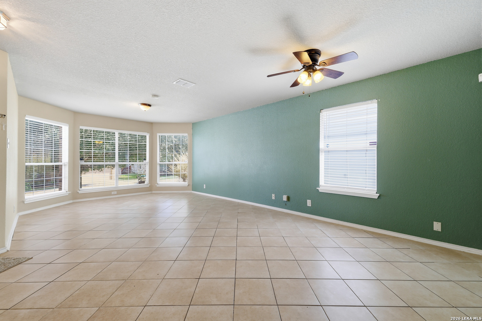 419 Dolly Drive Converse TX 78109