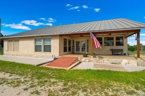 337 Riverview Drive Bandera TX 78003