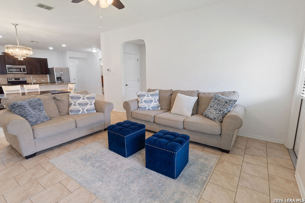 8855 Belgian Falls San Antonio TX 78254