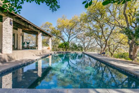 27359 Smithson Valley San Antonio TX 78261