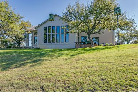 27359 Smithson Valley San Antonio TX 78261