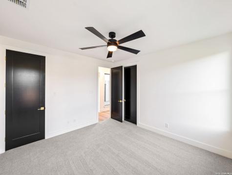 23205 Logan Canyon San Antonio TX 78255