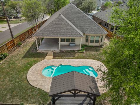 904 Beechwood New Braunfels TX 78130
