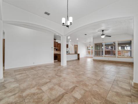 904 Beechwood New Braunfels TX 78130