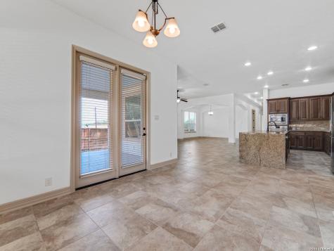 904 Beechwood New Braunfels TX 78130