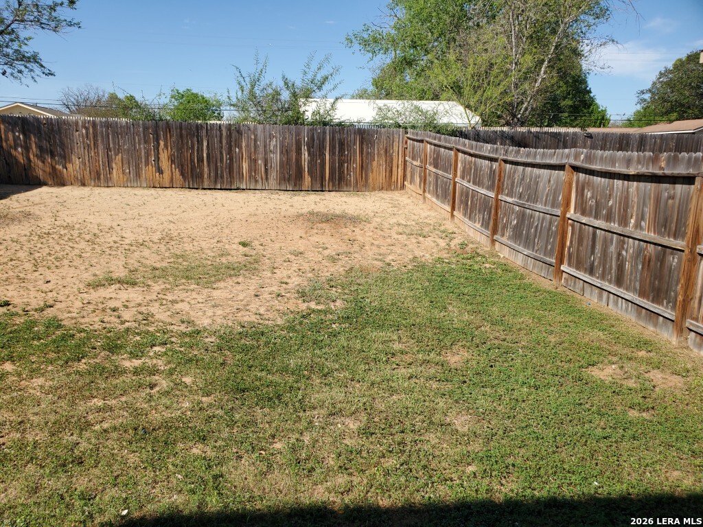 531 Pleasanton Spring San Antonio TX 78221