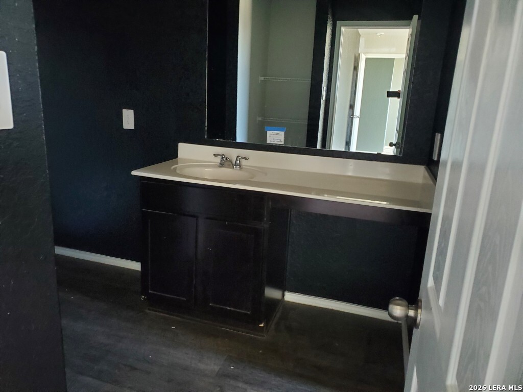 531 Pleasanton Spring San Antonio TX 78221