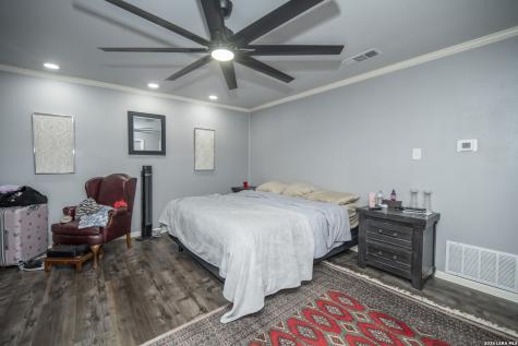 101 Glentower Drive San Antonio TX 78213
