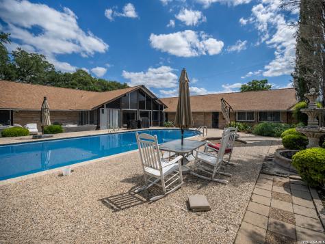 101 Glentower Drive San Antonio TX 78213