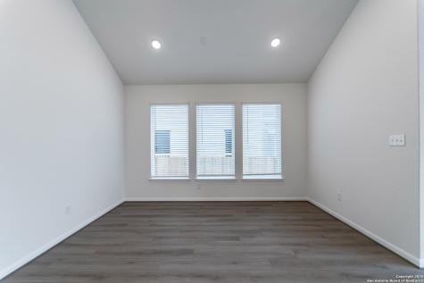 162 Ednie Lane Mico TX 78066