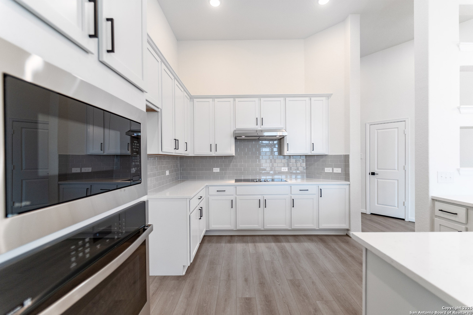 162 Ednie Lane Mico TX 78066