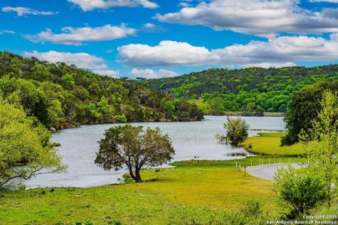 113 Indian Bluff Drive Kerrville TX 78028